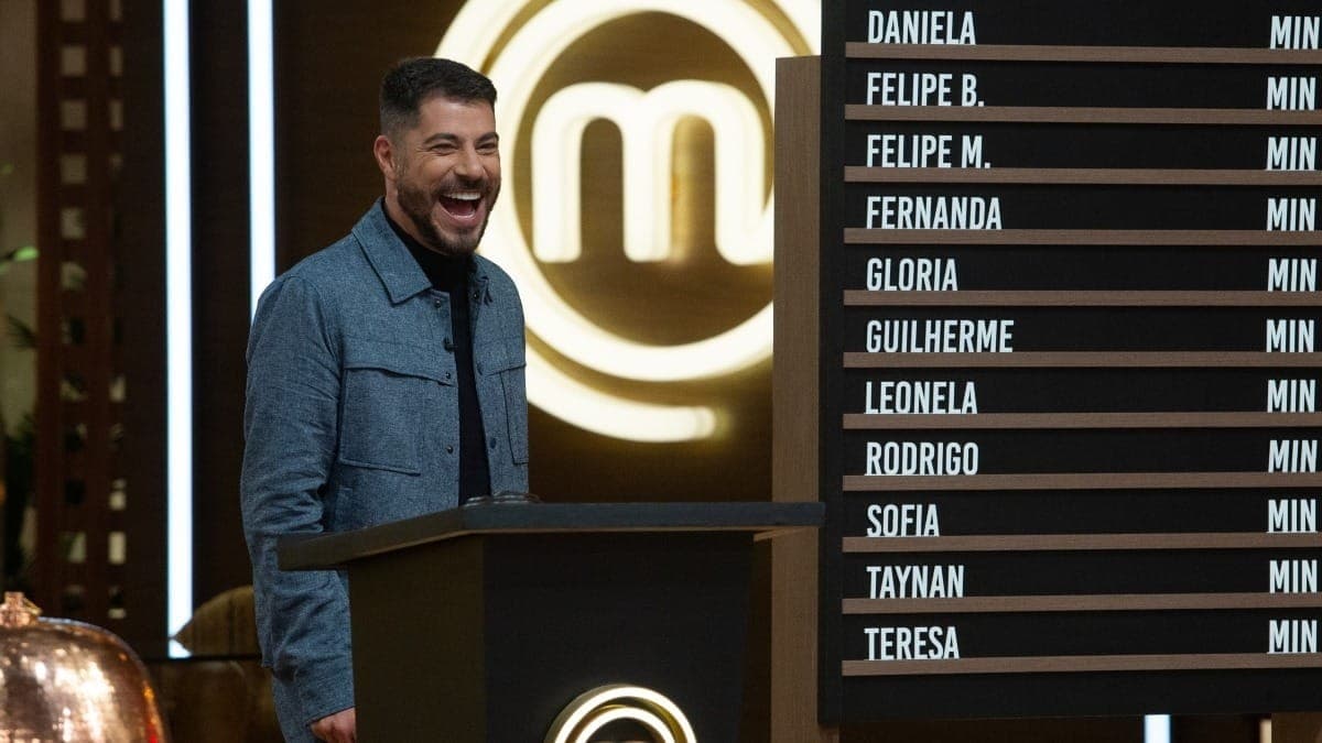 Evaristo Costa comanda leilão no MasterChef 2025