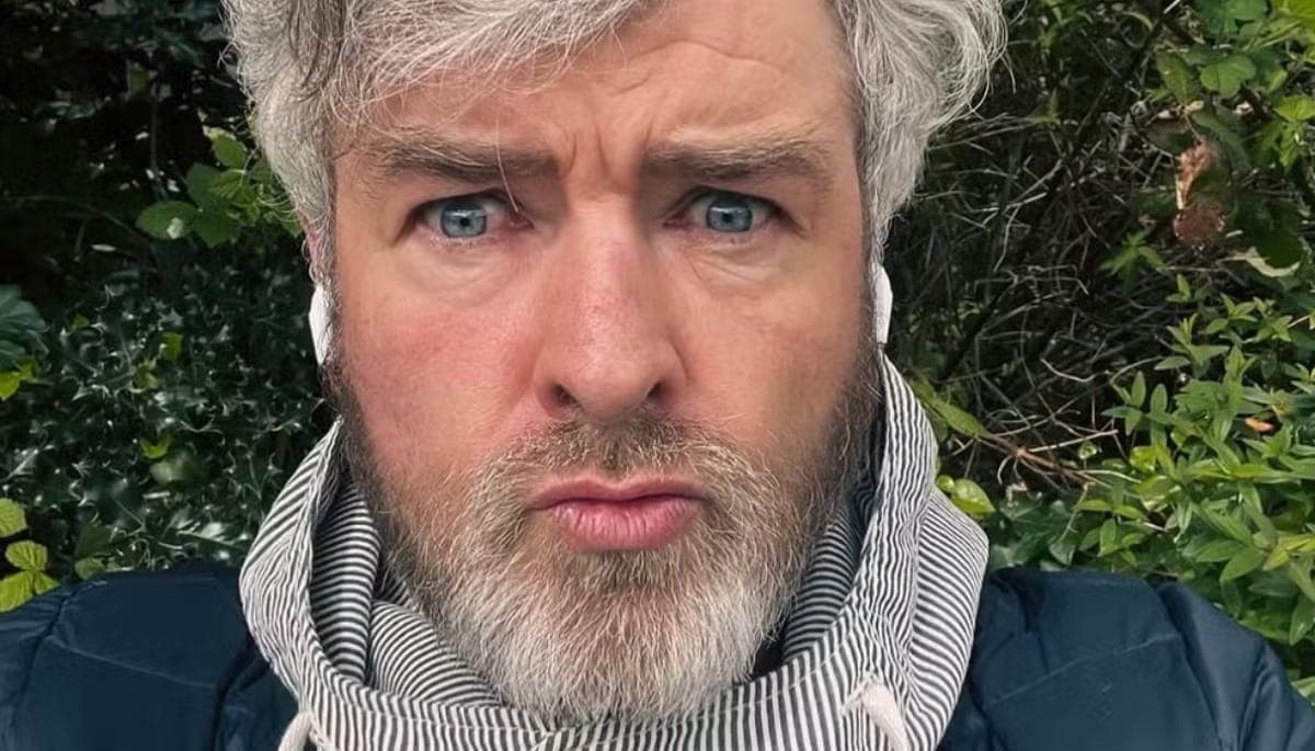 Paul Gallagher, irmão dos vocalistas da banda Oasis