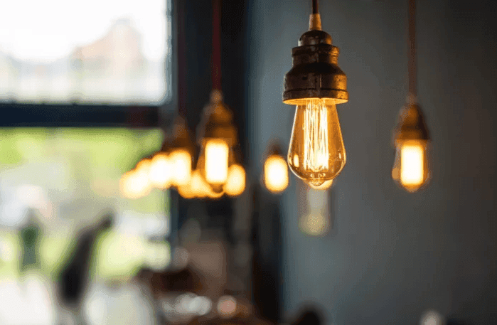 A medida foi divulgada pela Agência Nacional de Energia Elétrica (ANEEL) e é válida para todo o mês.