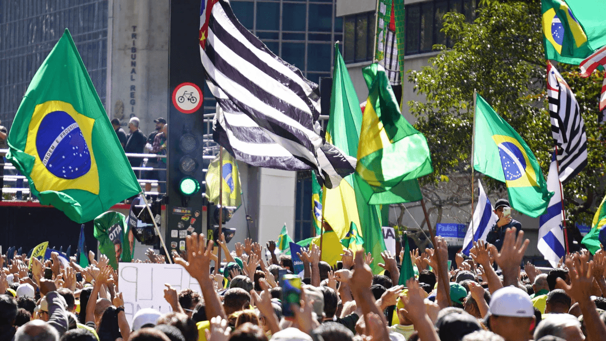 Apoiadores do ex-presidente do Brasil, Jair Bolsonaro (PL), em manifestação na Avenida Paulista, no centro de São Paulo, para o ato "Reaja Brasil"