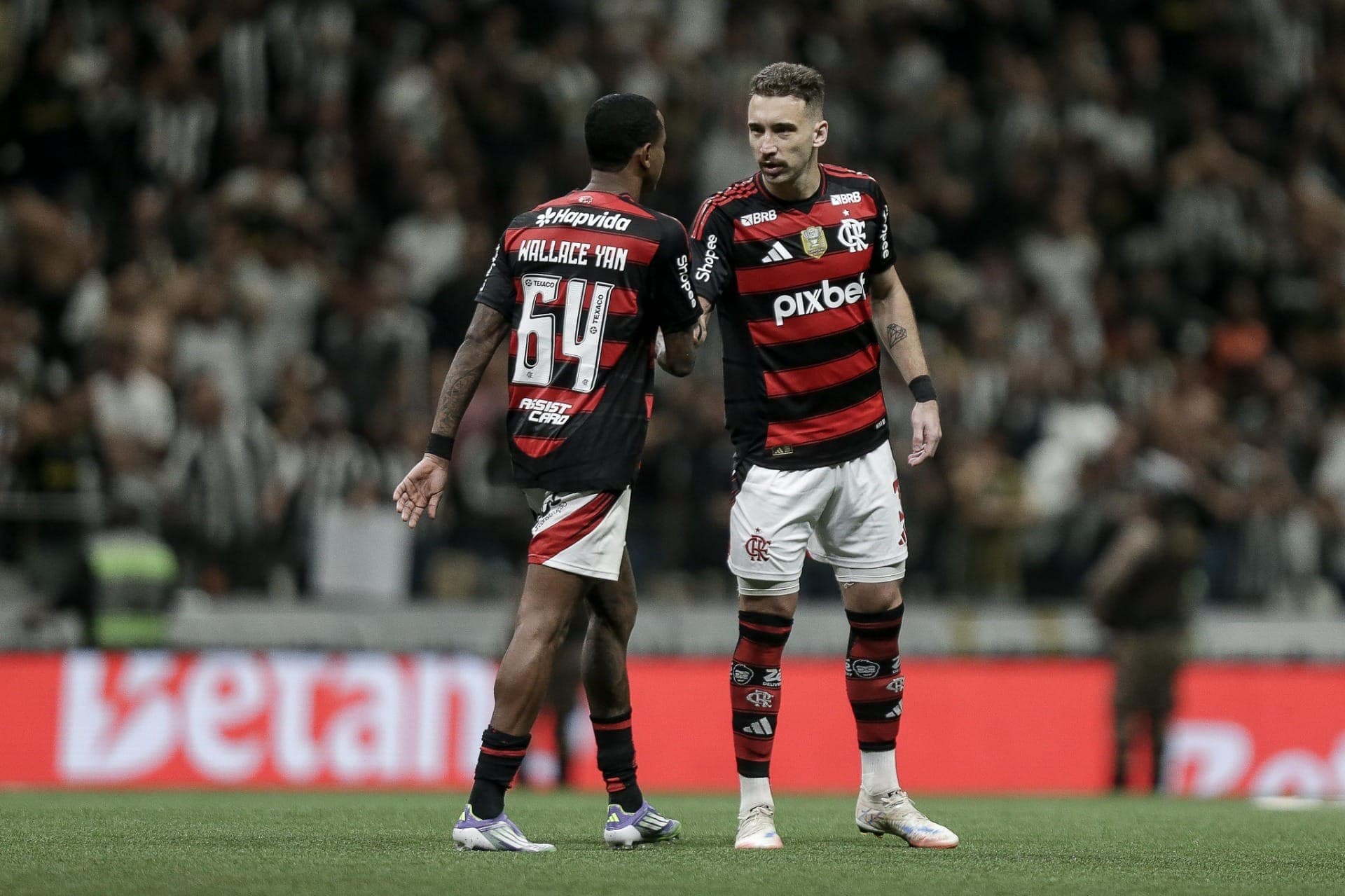 Flamengo durante disputa de pênaltis contra o Atlético-MG