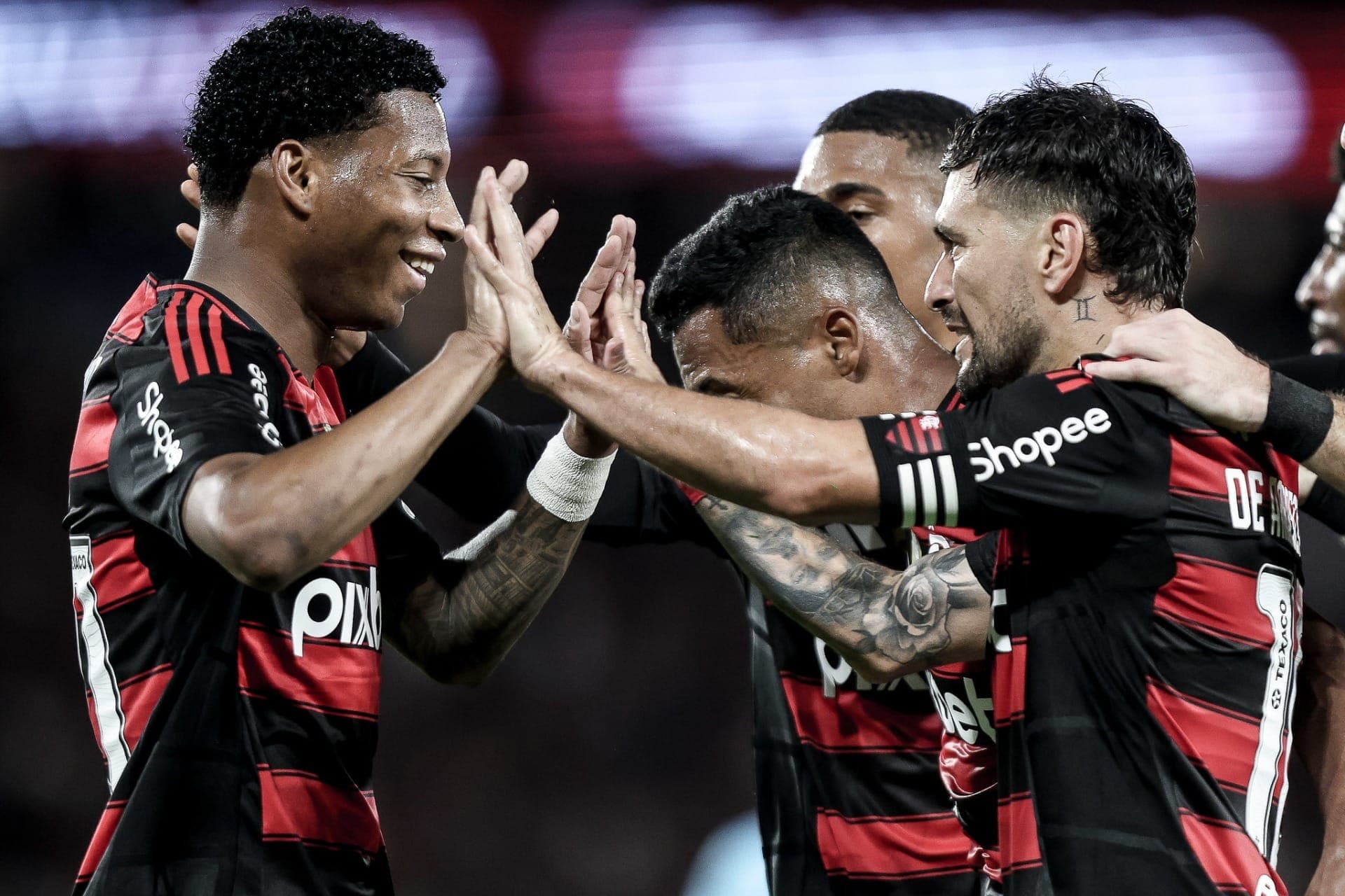 Plata comemora gol do Flamengo