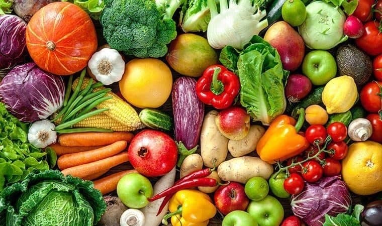 Alimentos produzidos por mulheres e jovens terão prioridade em edital