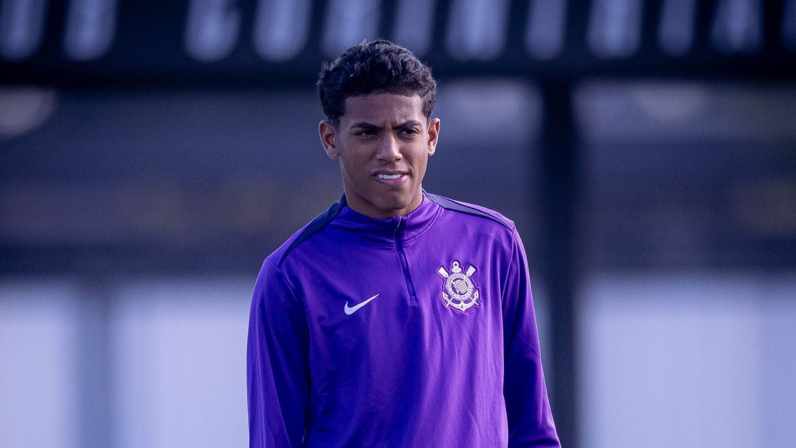 Kauê Furquim vinha treinador com os profissionais do Corinthians