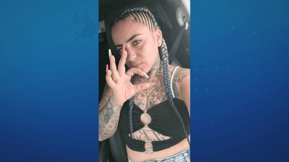 Traficante conhecida como 'Diaba Loira' é encontrada morta a tiros no RJ