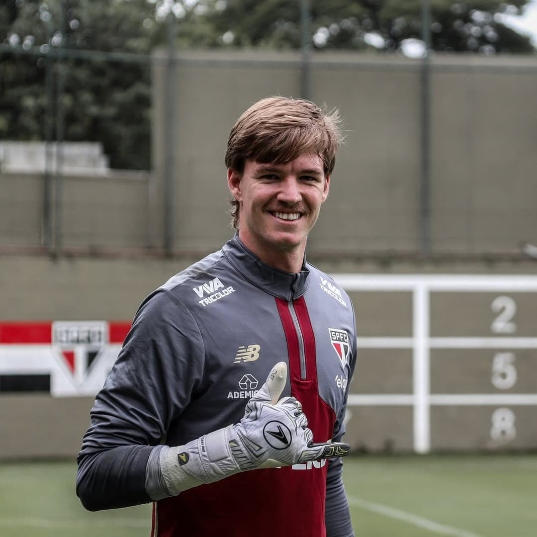 Young chegou ao São Paulo em 2017