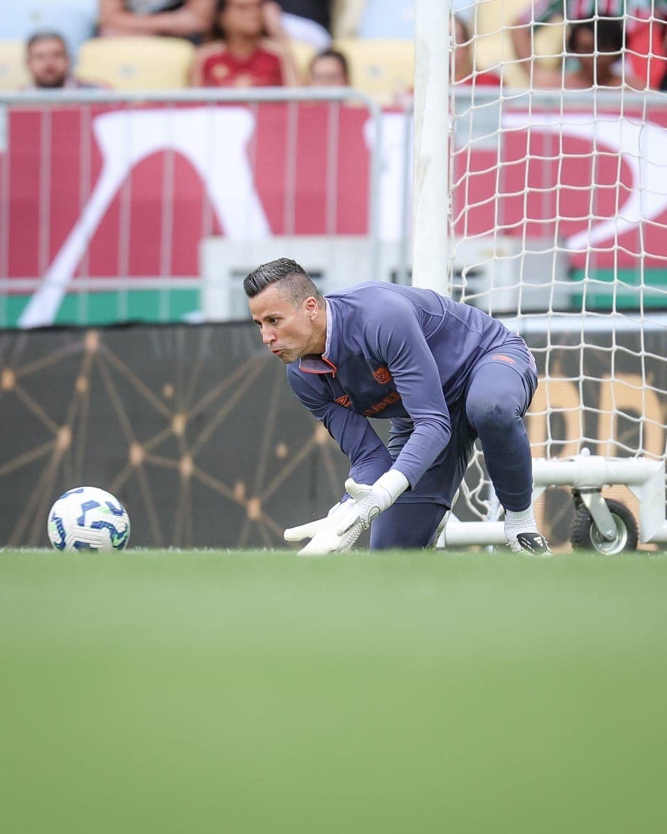 Fábio no jogo entre Fluminense e Fortaleza, em que igualou recorde