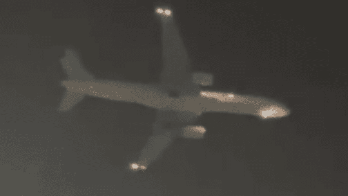 Avião da Força Aérea dos EUA que pousou em Porto Alegre transportava diplomatas americanos