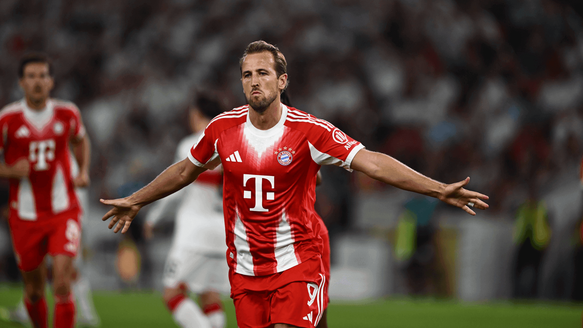 Gigante alemão Bayern de Munique abre a temporada 2025/2026 da Bundesliga nesta sexta (22) diante do RB Leipzig