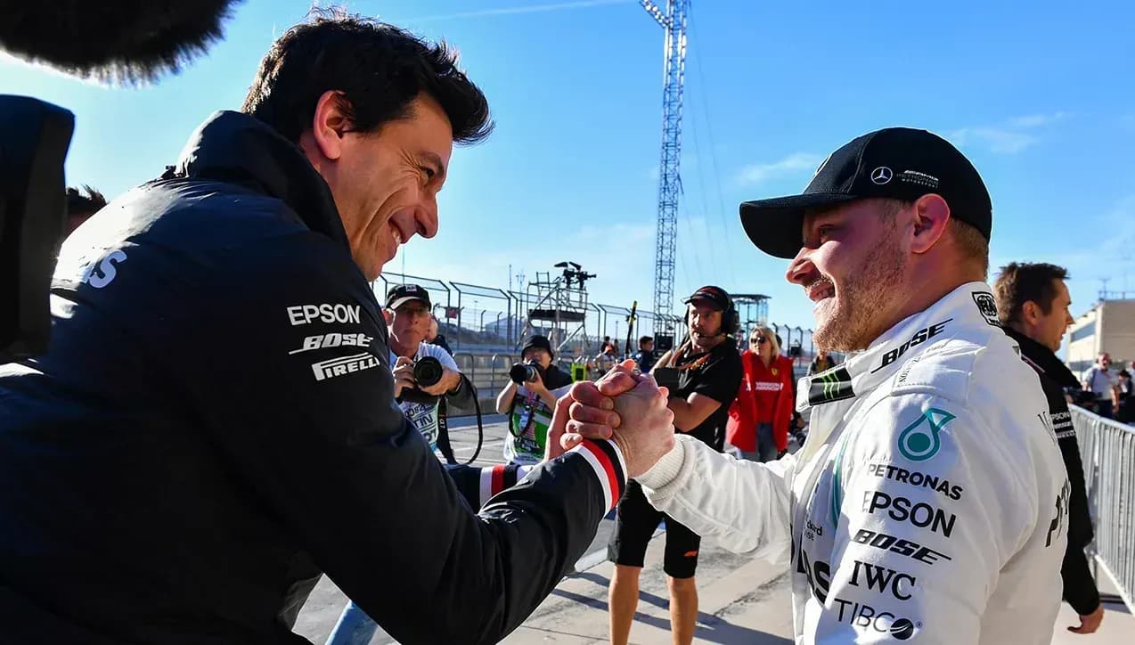 Toto Wolff apoia Valtteri Bottas e acredita em retorno do finlandês à Fórmula 1