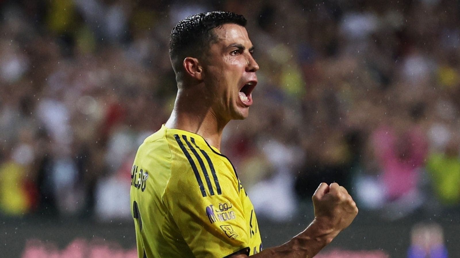 Cristiano Ronaldo comemora 100º gol pelo Al Nassr