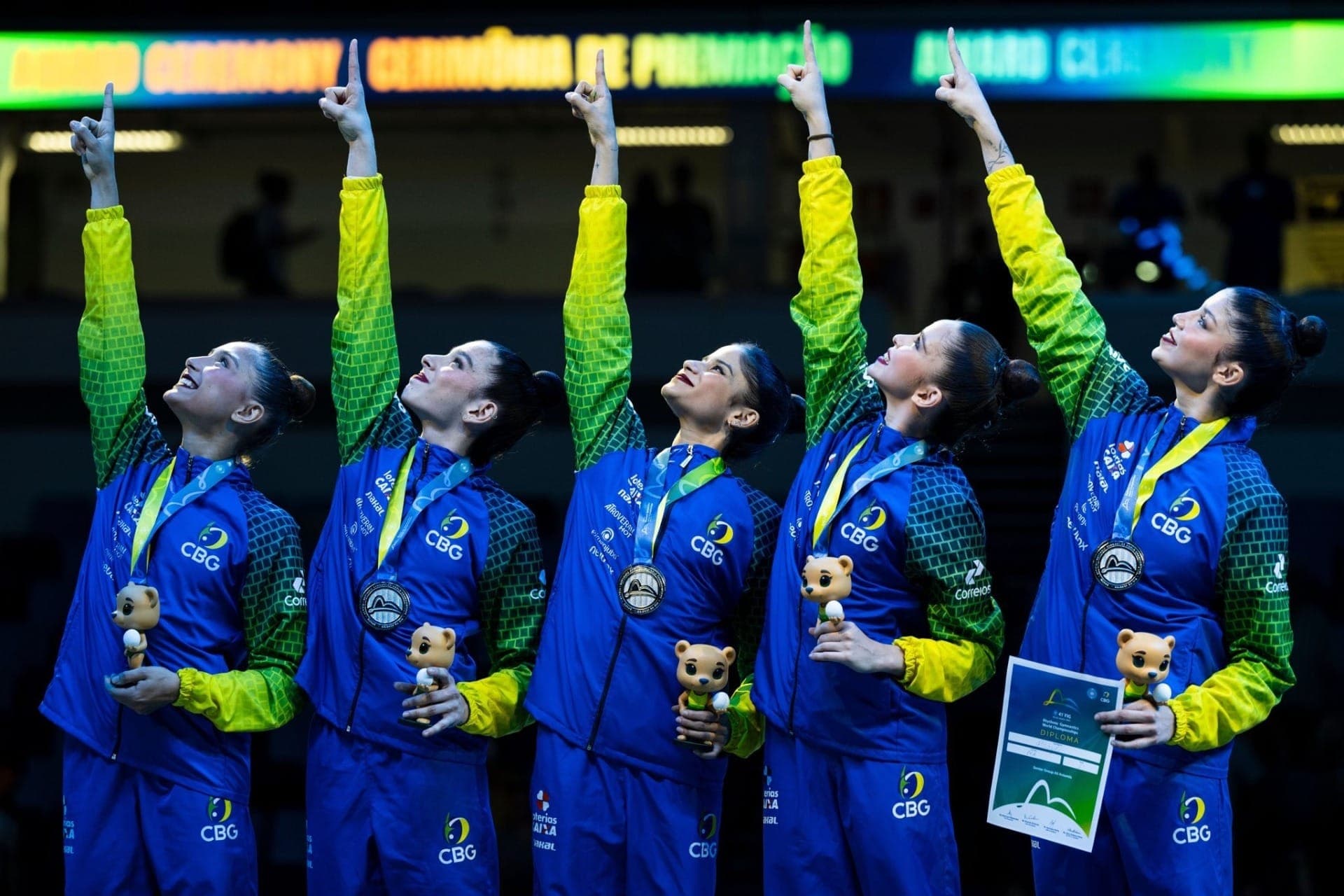 Equipe Brasileira de Ginástica Ritmica conquistou prata histórica