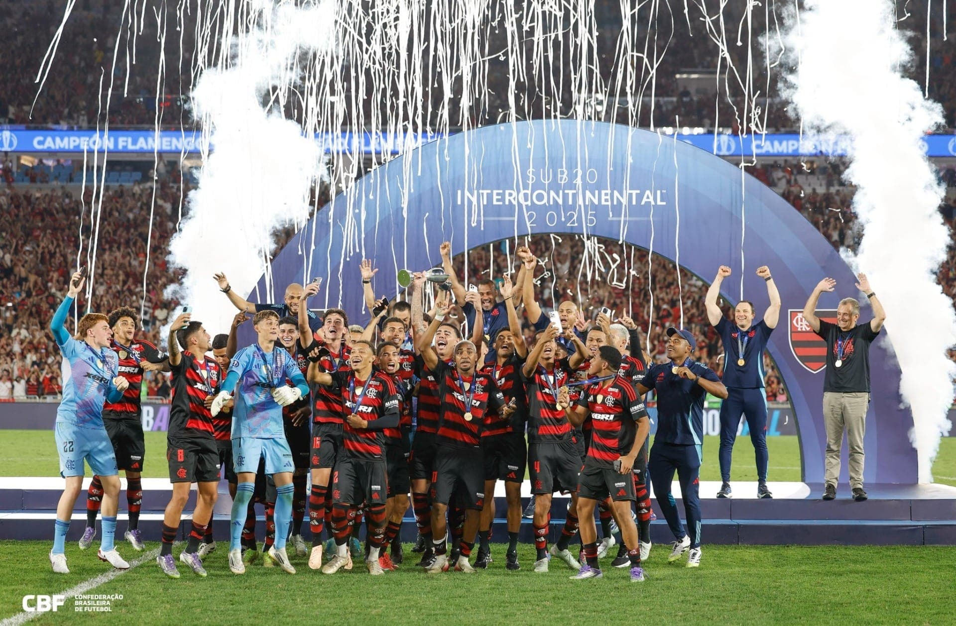 Flamengo comemora título do Intercontinental Sub-20