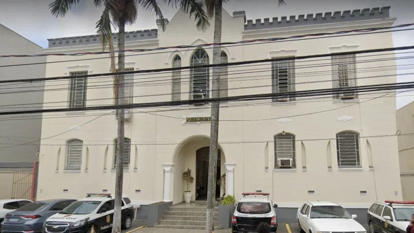 Suspeito de roubo morre em confronto com a PM em Jacareí; carro é recuperado
