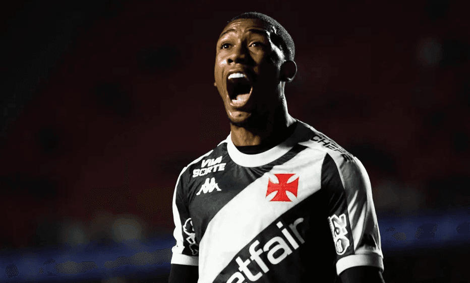 Rayan, atacante do Vasco