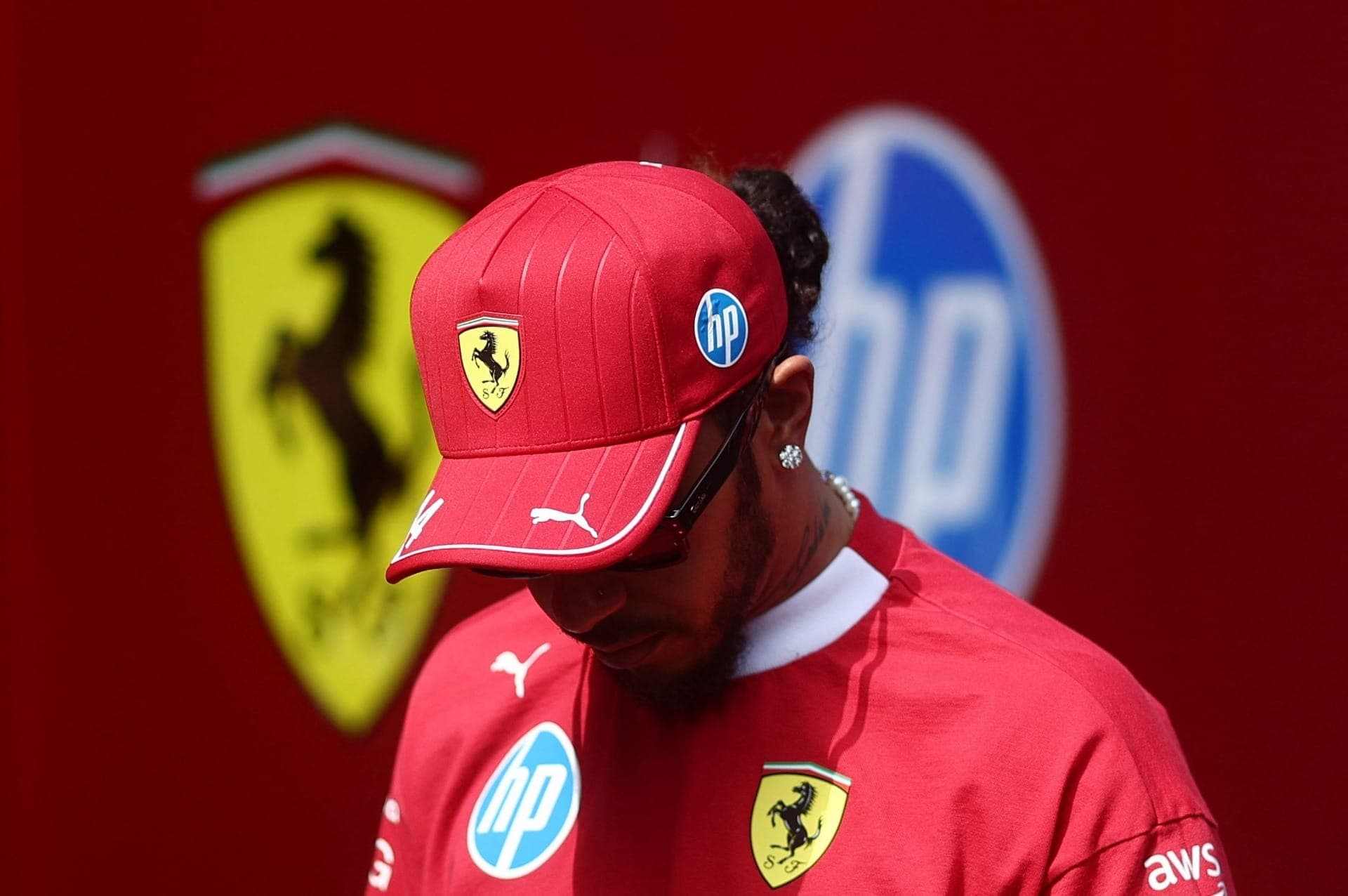 F1: Ferrari não está disposta a renovar com Hamilton, diz imprensa britânica