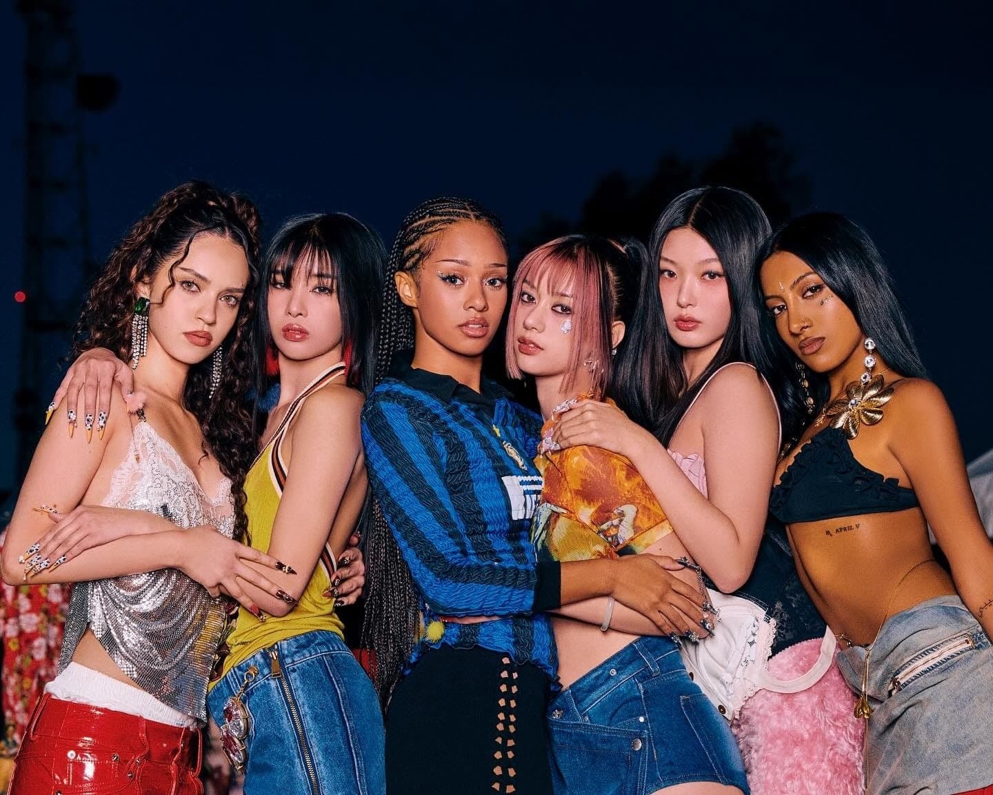 KATSEYE: saiba quem é o ‘girl group global’ em ascensão que se apresentará no Lollapalloza
