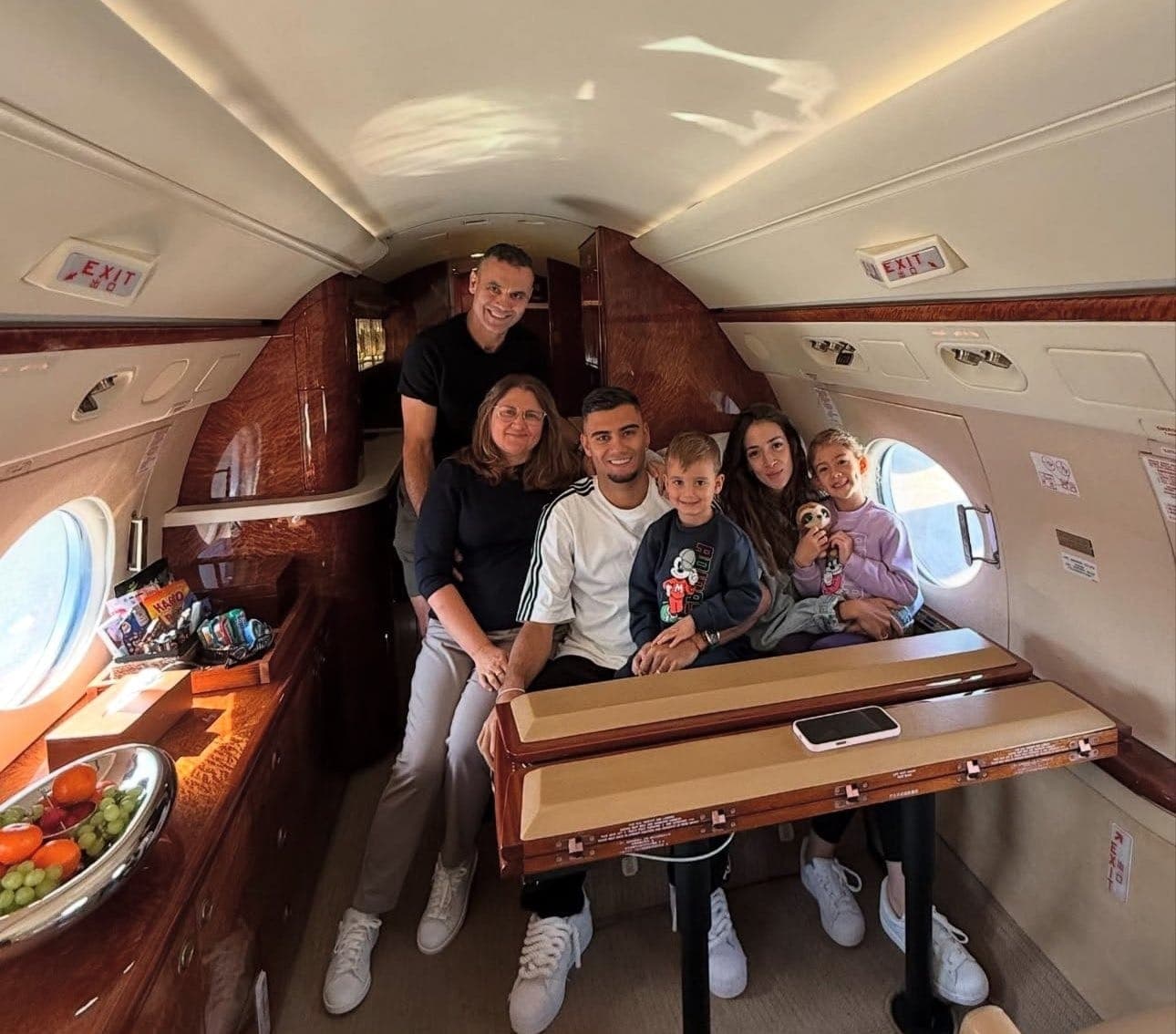 Andreas Pereira a caminho do Palmeiras