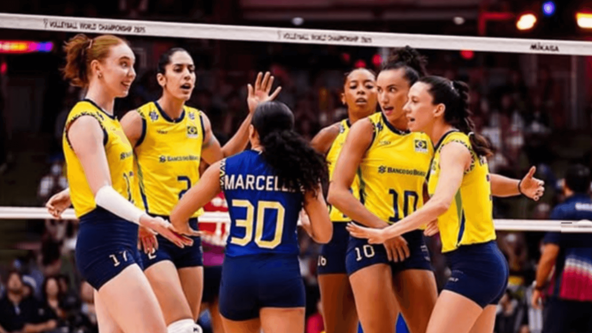 Brasil reencontra França, rival mais difícil da primeira fase, em busca da vaga nas semifinais do Mundial de vôlei feminino'