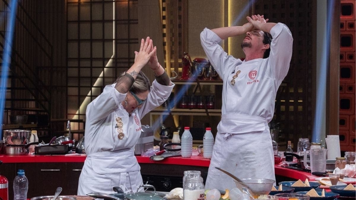 Daniela e Felipe B. comemoram fim de etapa da final do MasterChef
