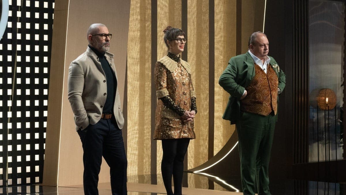 Jurados no palco na final do MasterChef 2025