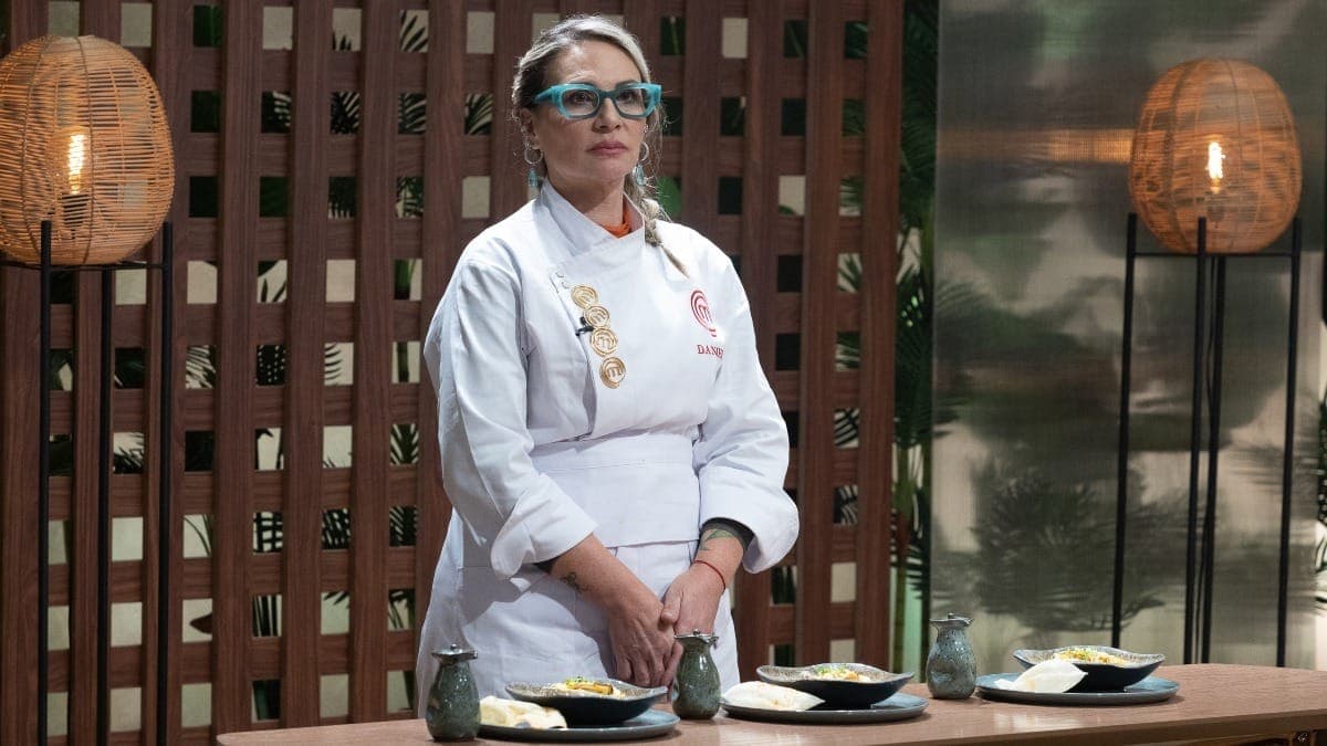 Daniela apresenta pratos na final do MasterChef 2025