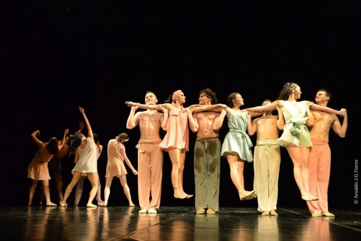 Ballet Stagium se apresenta nesta sexta-feira (5), no Teatro Municipal