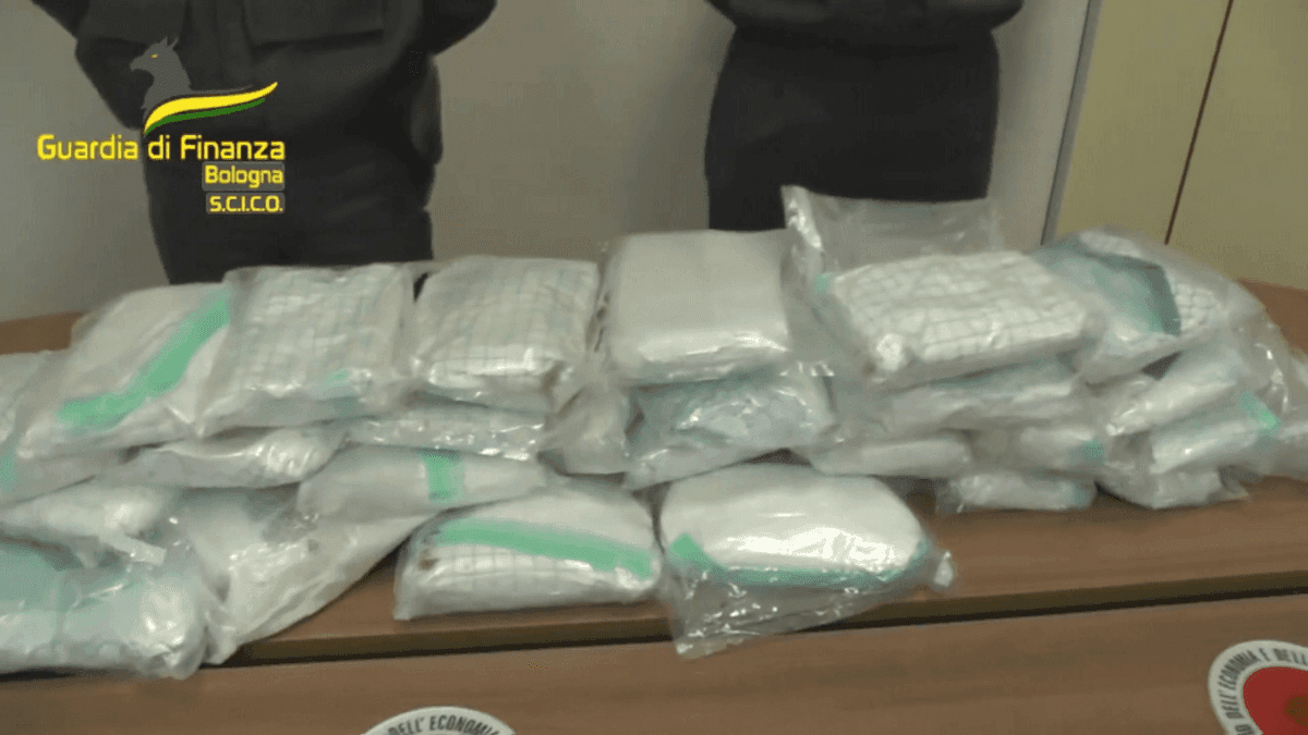 Máfia Italiana e PCC: veja os laços entre as facções no tráfico de cocaína