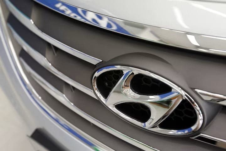 Governo Trump prende mais de 400 pessoas em fábrica da Hyundai