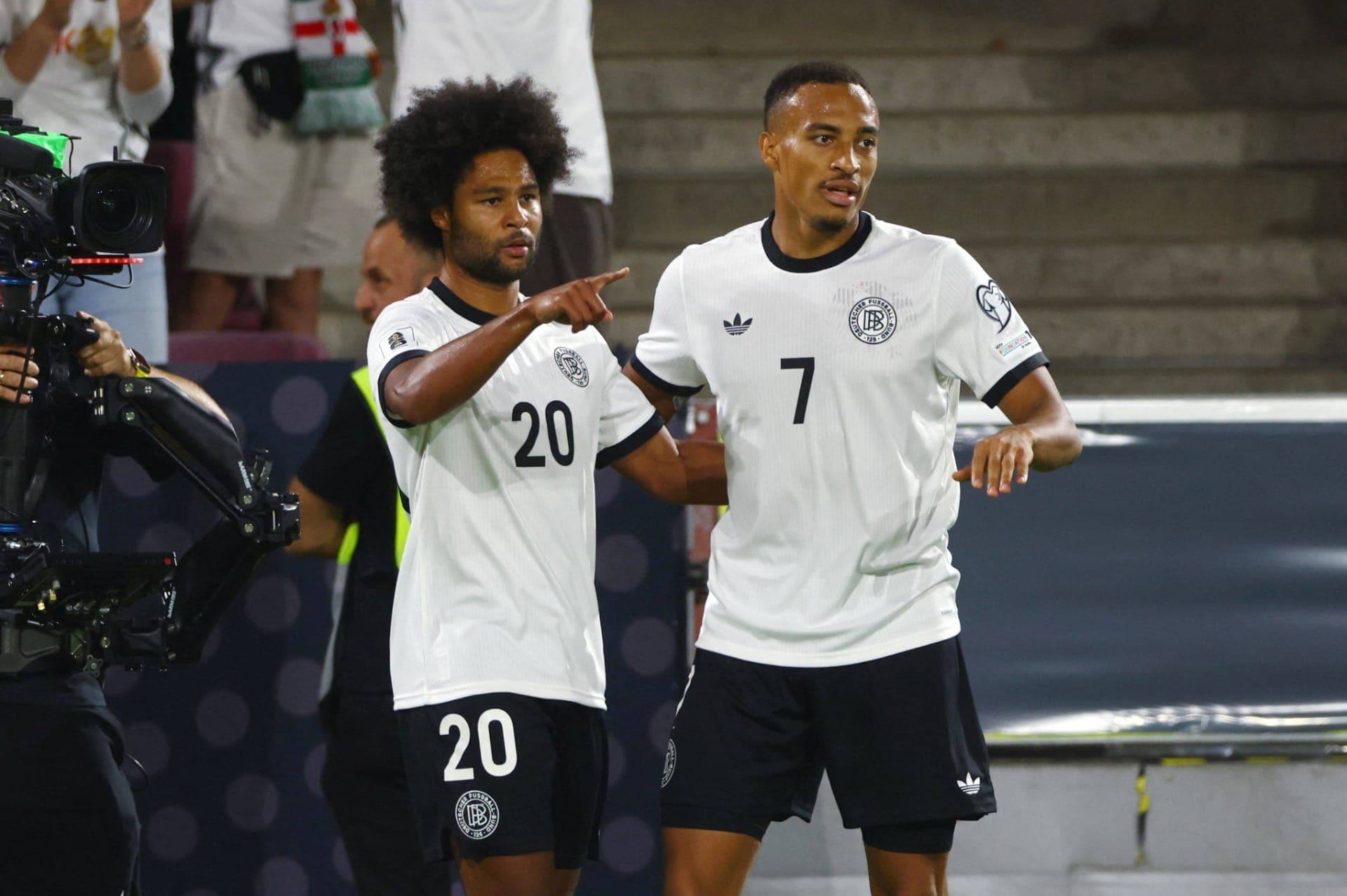 Gnabry marcou um dos gols da vitória da Alemanha