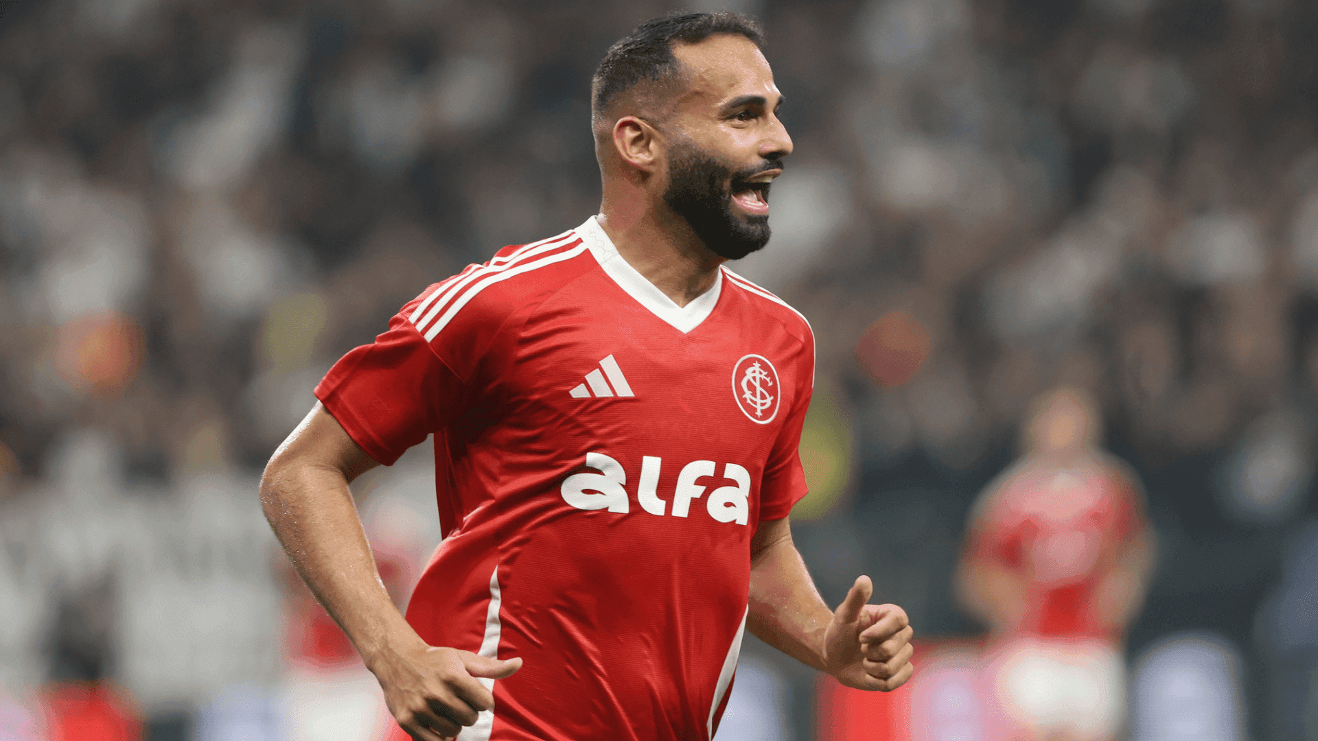 Internacional ainda não quitou valor por Thiago Maia e pode ser denunciado pelo Flamengo na Fifa