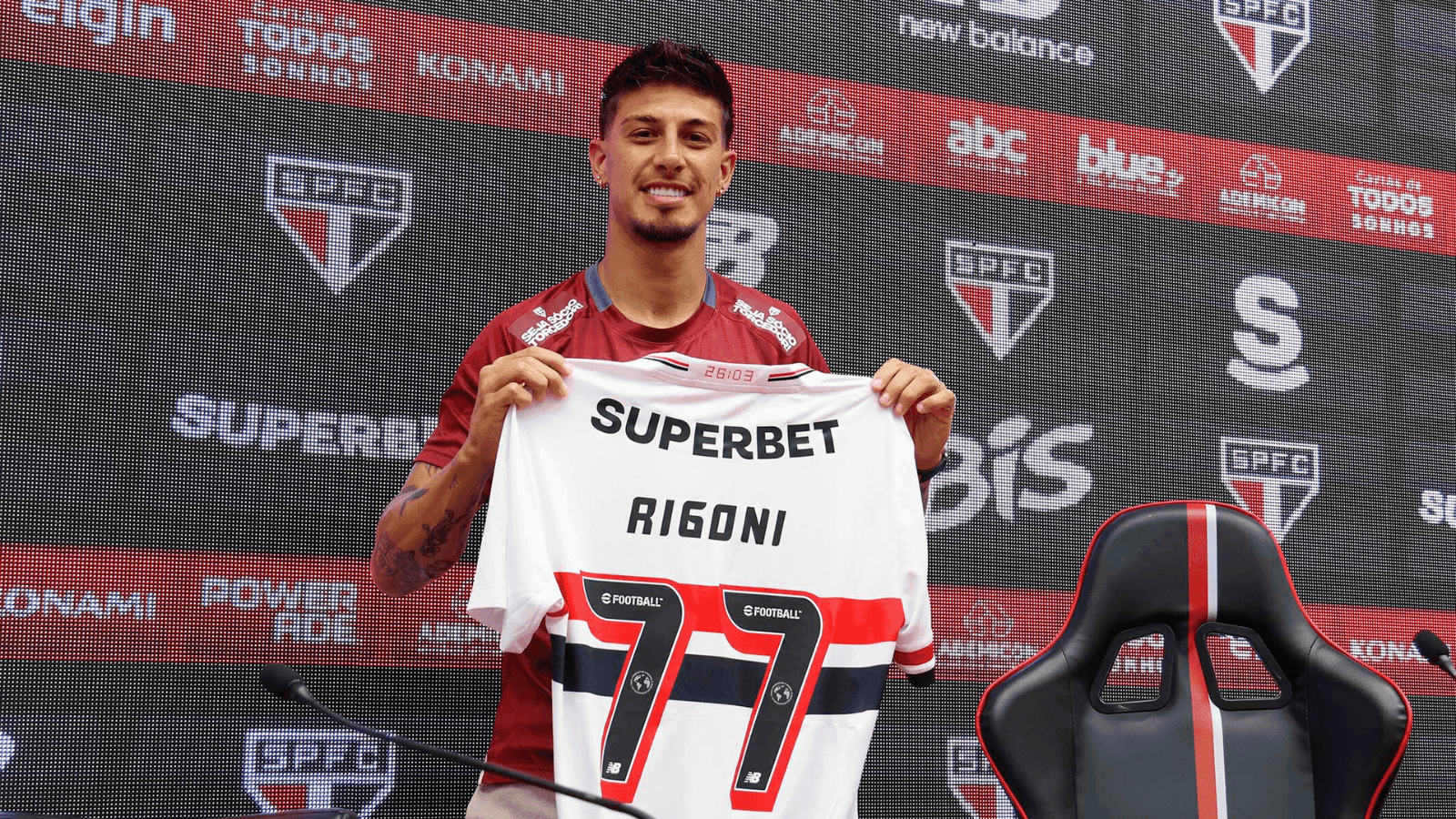 Rigoni, ex-atacante do São Paulo