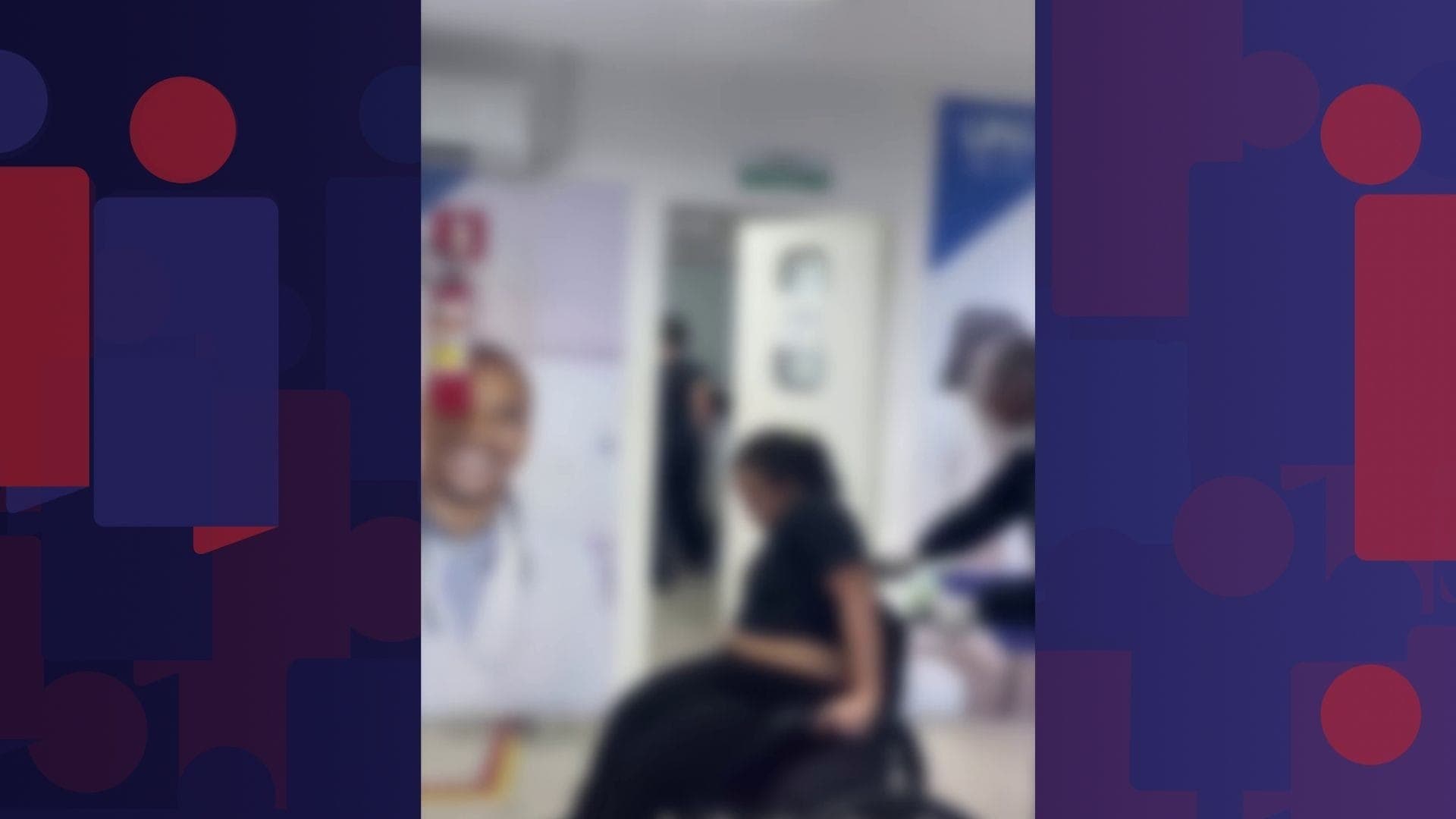 Um vídeo que circula nas redes sociais mostra a grávida em uma cadeira de rodas, passando mal