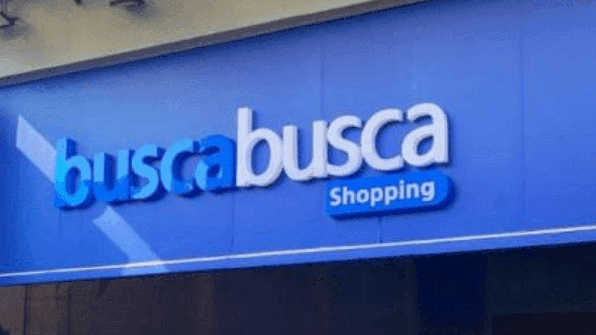 Loja "Busca Busca" no Centro de São José dos Campos é notificada pelo Corpo de Bombeiros