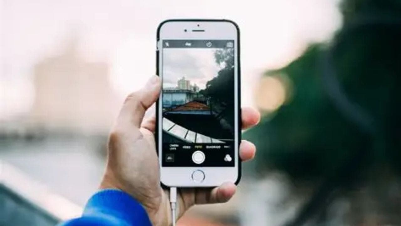 Prefeito japonês quer limitar uso de celular para 2 horas diárias