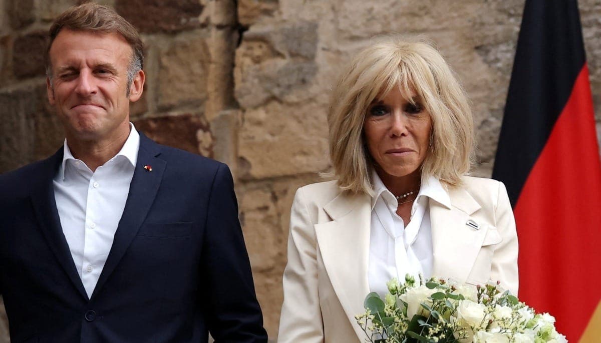 Mulher de Emmanuel Macron processa influenciadora