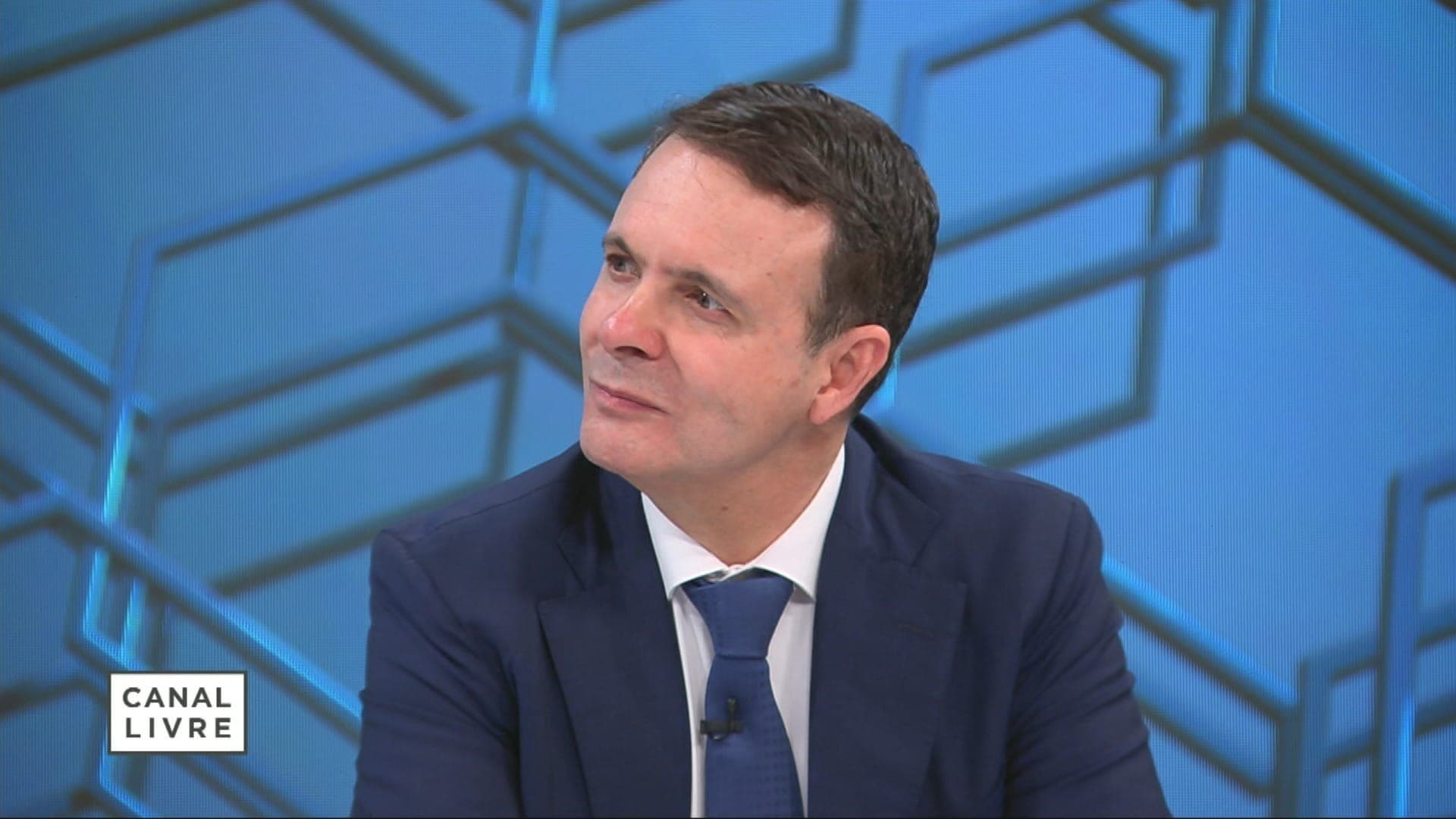 jurista, escritor e professor de processo penal Edilson Bonfim
