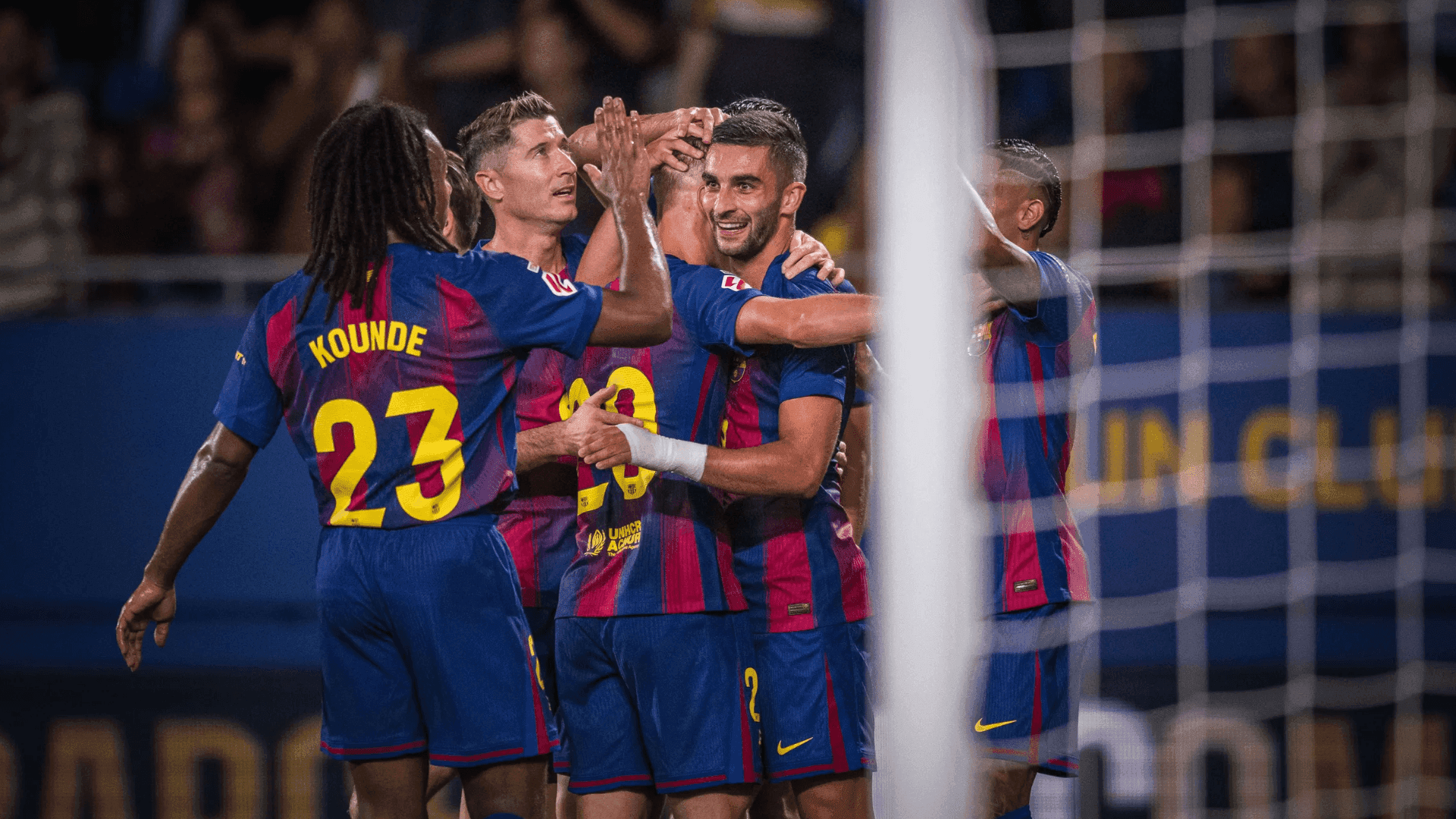 Barcelona volta a campo por LaLiga nesta quinta-feira (25), fora de casa, contra o Real Oviedo