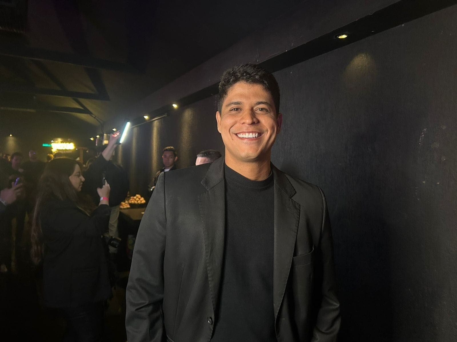 Ex-BBB 25 Guilherme é vencedor na categoria ‘maior participante de reality’ no PJB