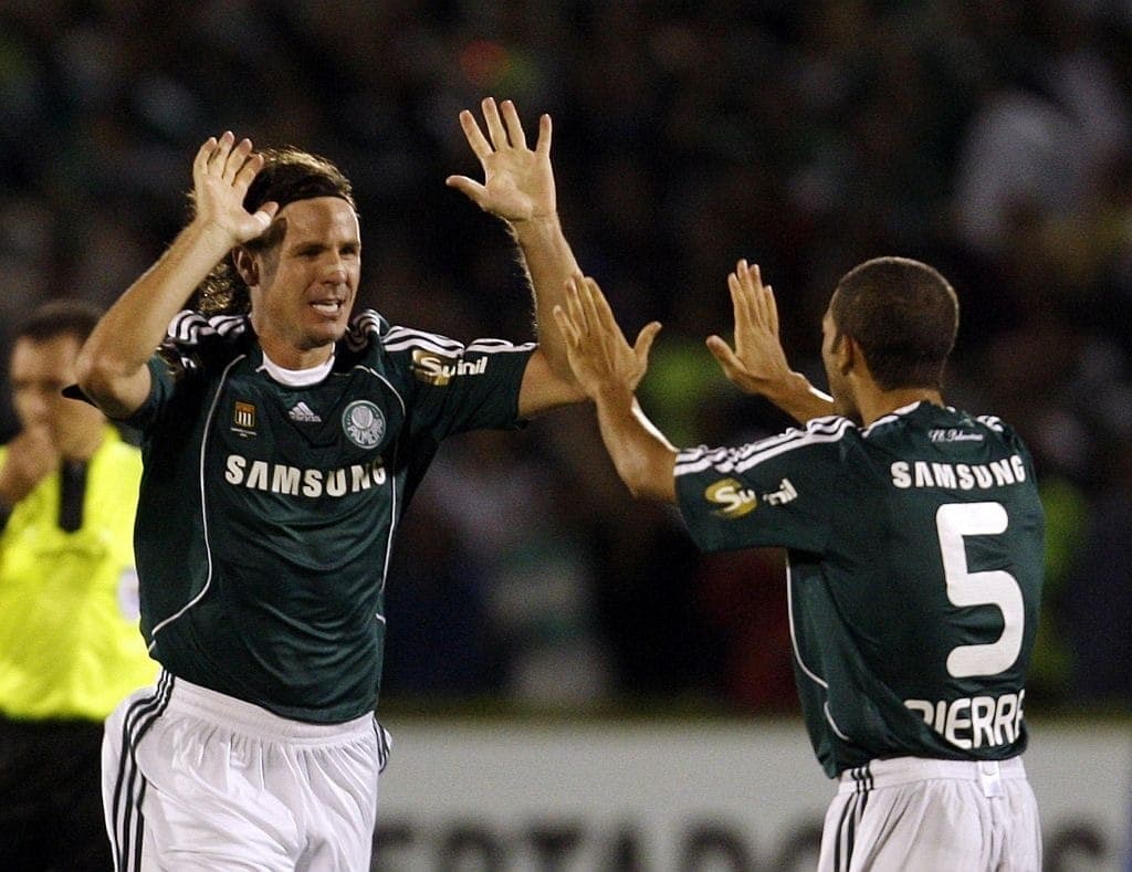 Marcão fez gol do Palmeiras contra a LDU, em 2009