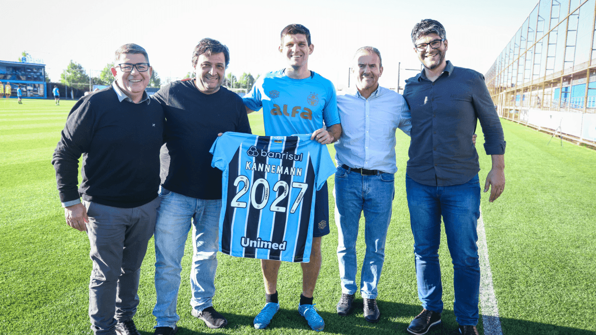 Kannemann renova até 2027 e completará 11 anos no Grêmio: 'Sigo motivado a dar o meu melhor'
