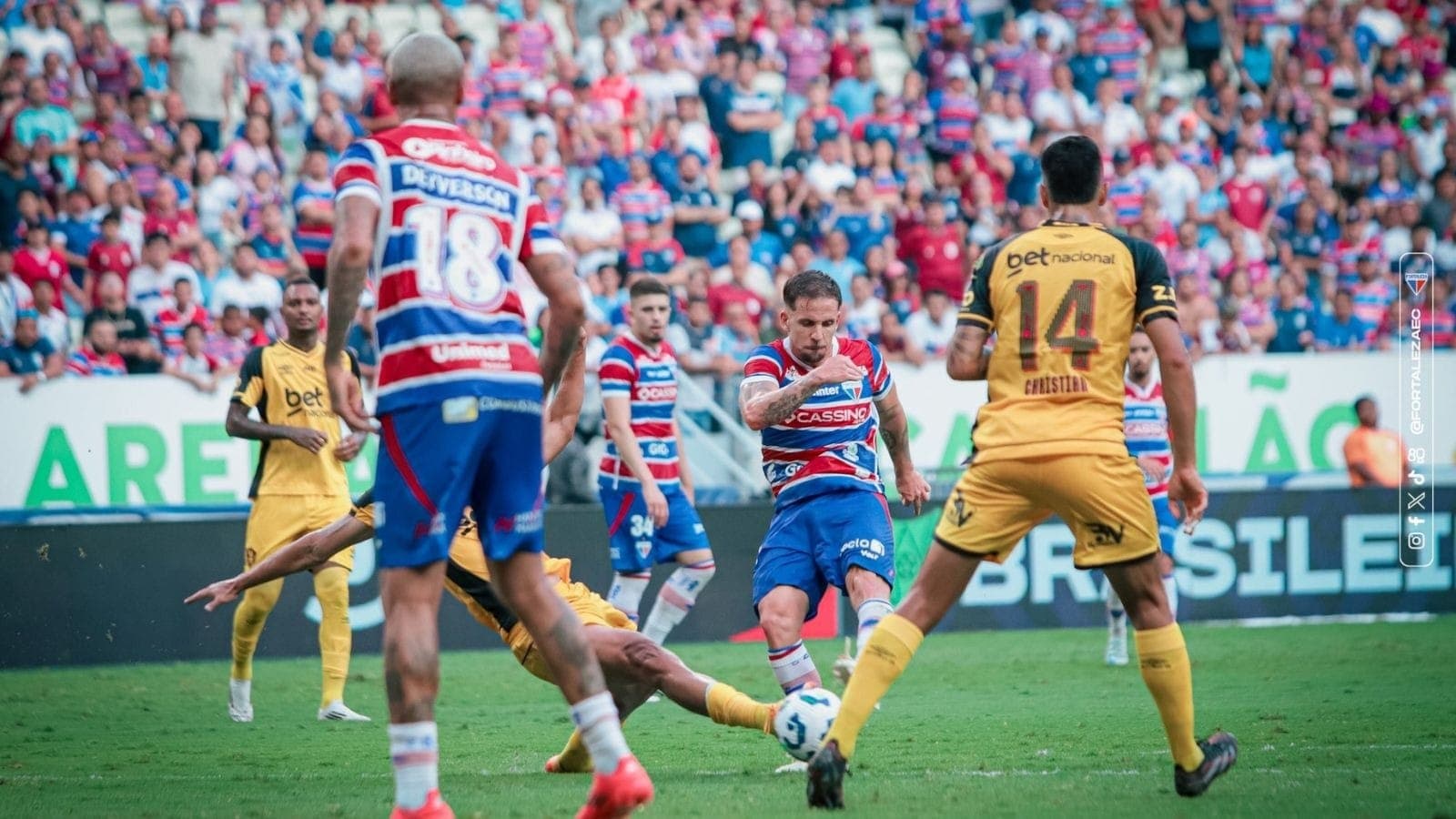 Lucas Sasha fez o gol da vitória do Fortaleza sobre o Sport