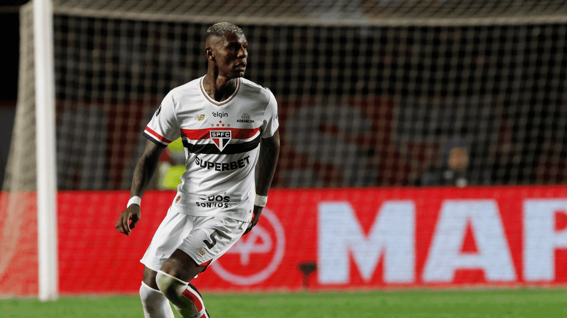 De volta ao Brasileirão, São Paulo recebe o Ceará na noite desta segunda (29), no Morumbi