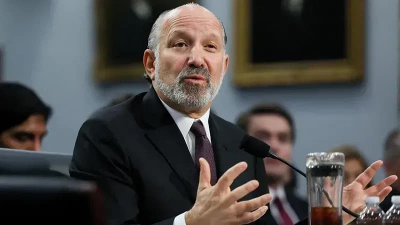 Membro do governo Trump diz que é preciso “consertar o Brasil”