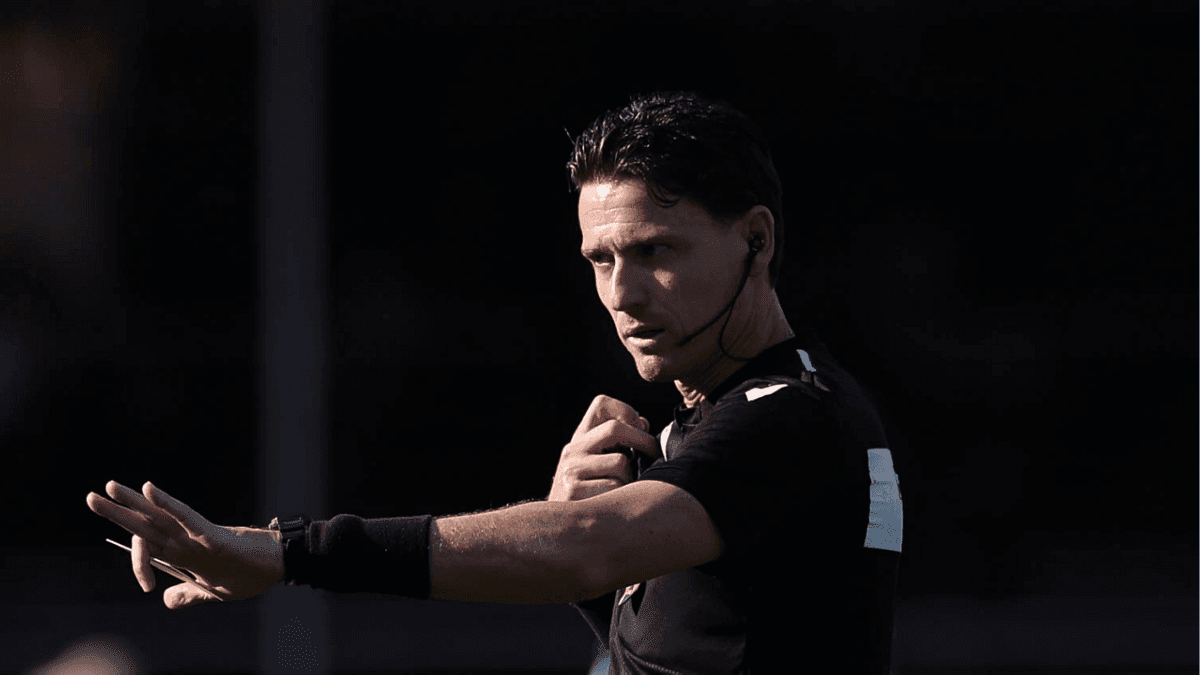 CBF afasta árbitros de campo e vídeo de Bragantino x Grêmio e São Paulo x Palmeiras