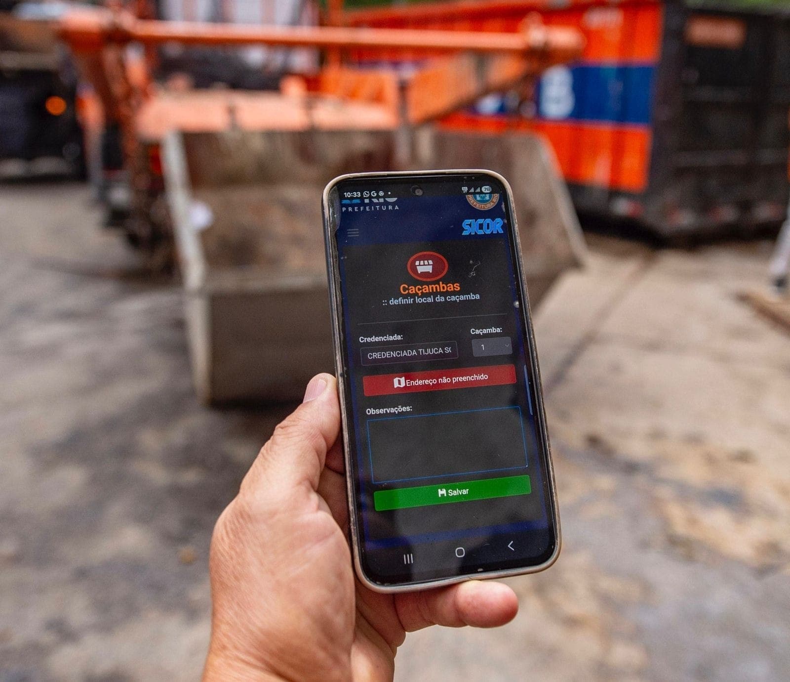 Sistema digital da Comlurb passa a controlar o tempo de permanência das caçambas nas ruas