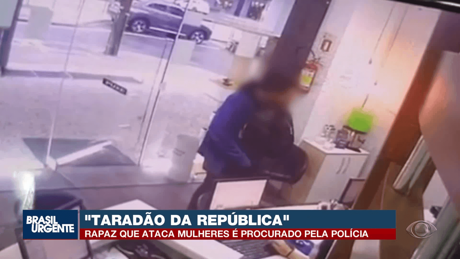 Câmeras registraram o suspeito invadindo comércios e condomínios