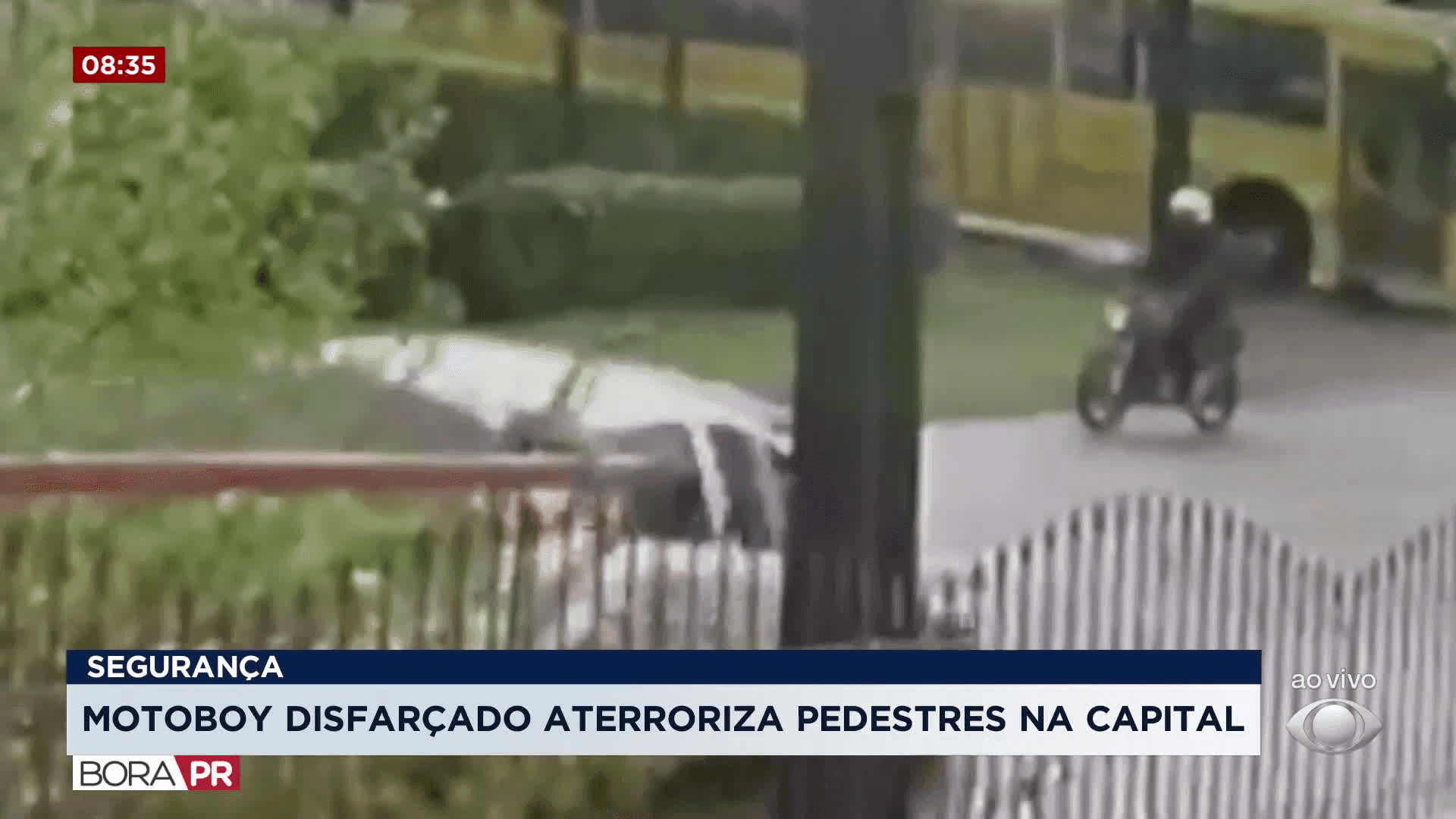 Motoboy disfarçado tenta assaltar mulheres em bairros de Curitiba