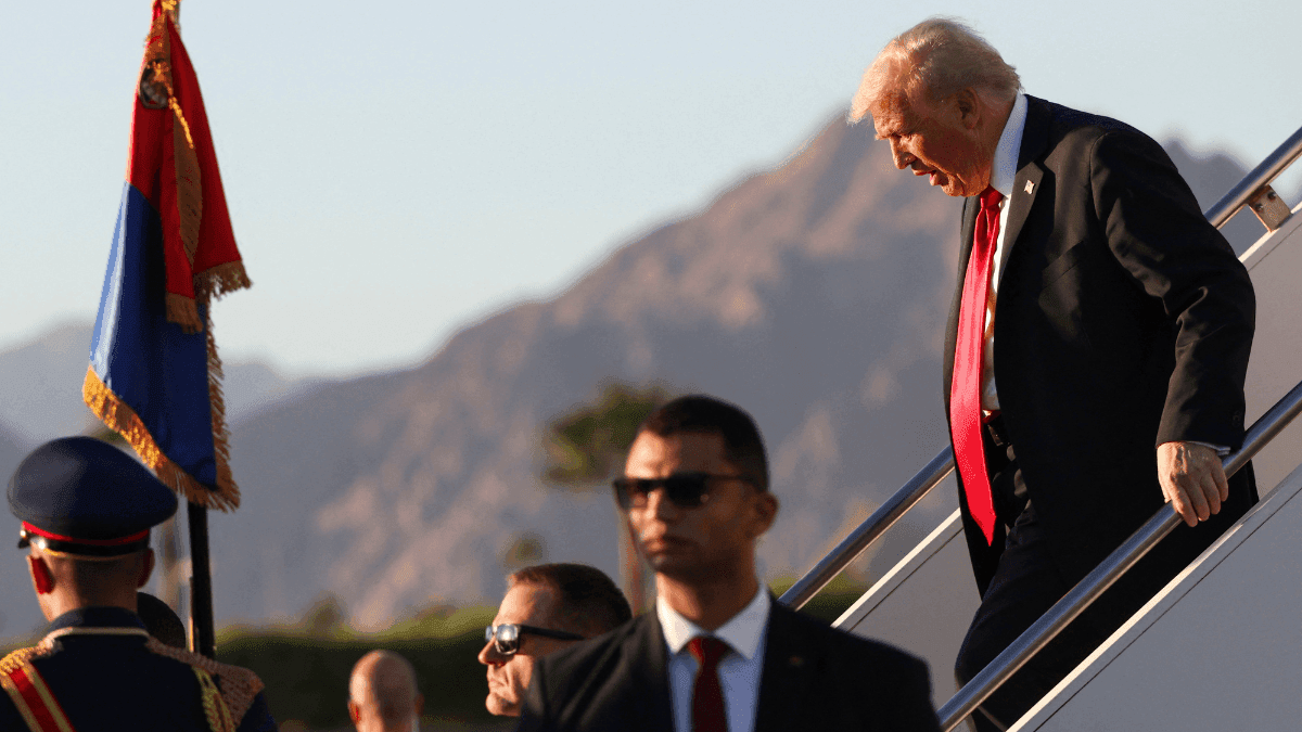 Donald Trump desembarca no Egito em 13 de outubro de 2025 para assinar acordo de paz entre Israel e o Hamas