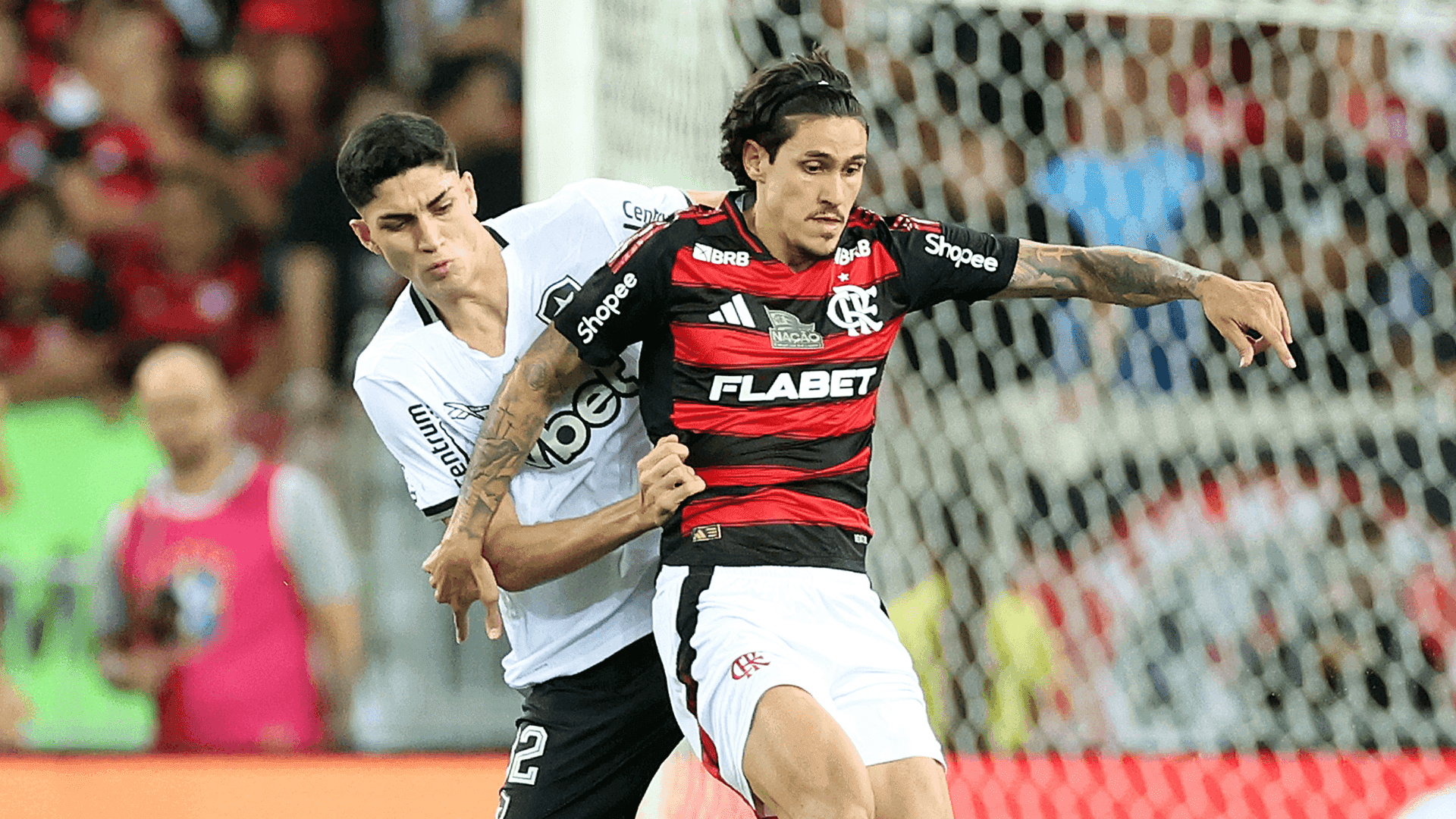 Botafogo e Flamengo se enfrentam nesta quarta-feira (15), às 19h30 (de Brasília)